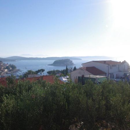 Apartments And Rooms With Parking Space Hvar - 13296 Hvar Town Exterior foto