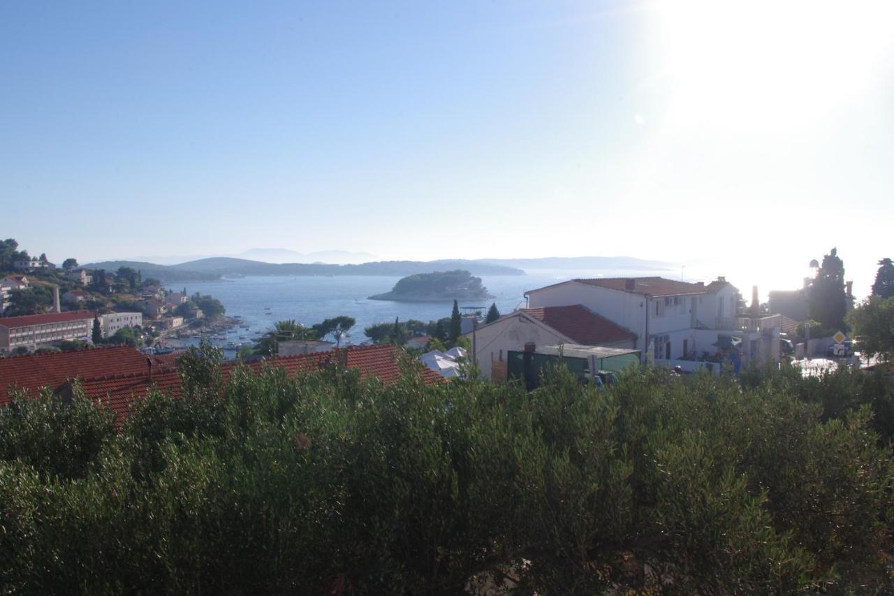 Apartments And Rooms With Parking Space Hvar - 13296 Hvar Town Exterior foto